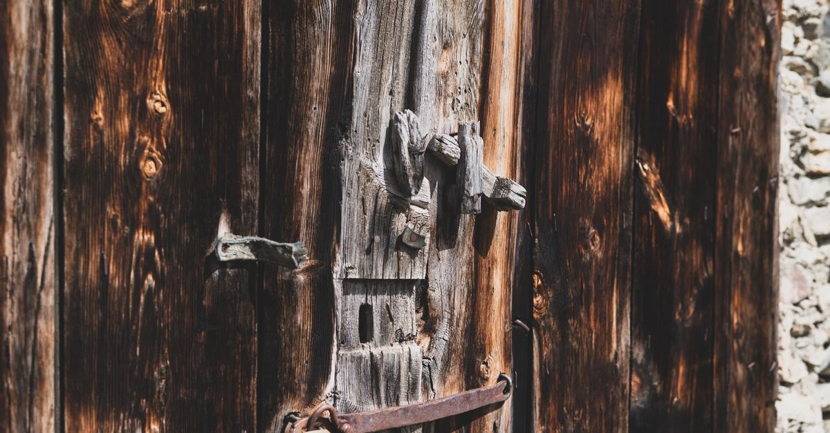 door security hardware — Bradenton Locksmith Pro