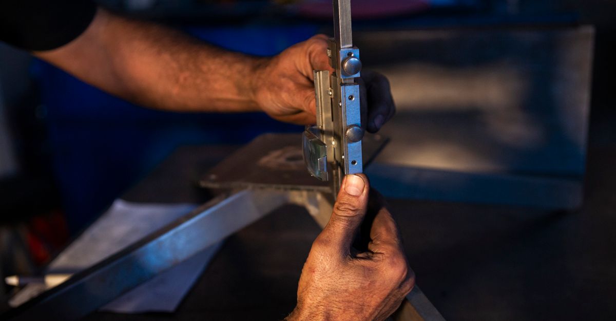 locksmith service technician — Bradenton Locksmith Pro