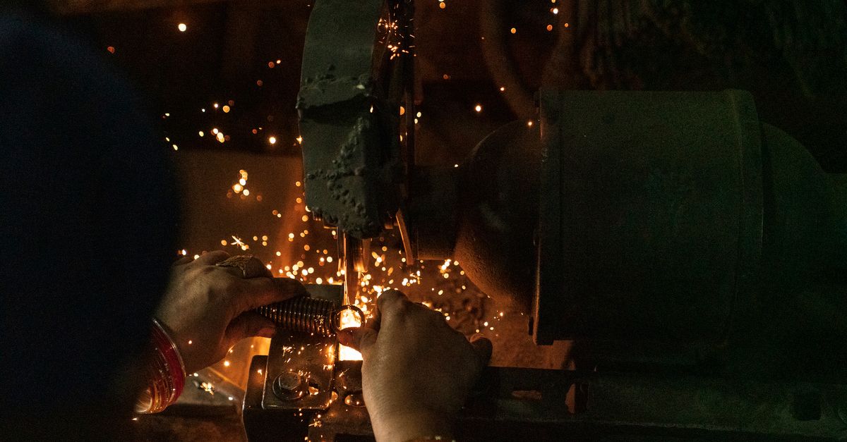 key cutting brass metal — Bradenton Locksmith Pro