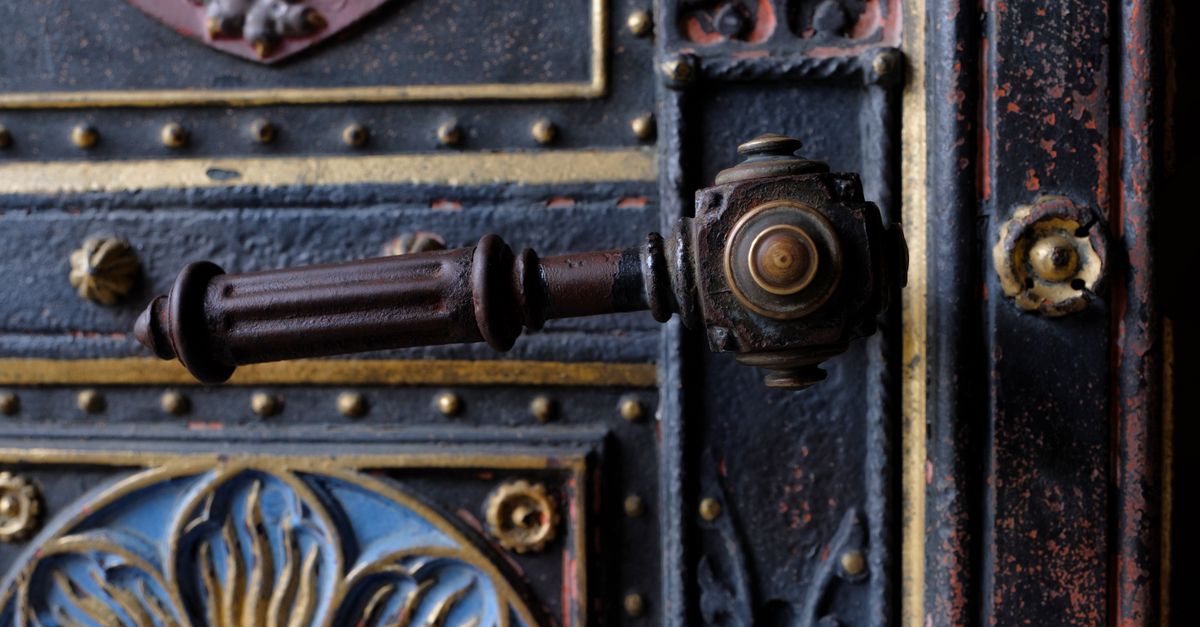 front door lock key — Bradenton Locksmith Pro